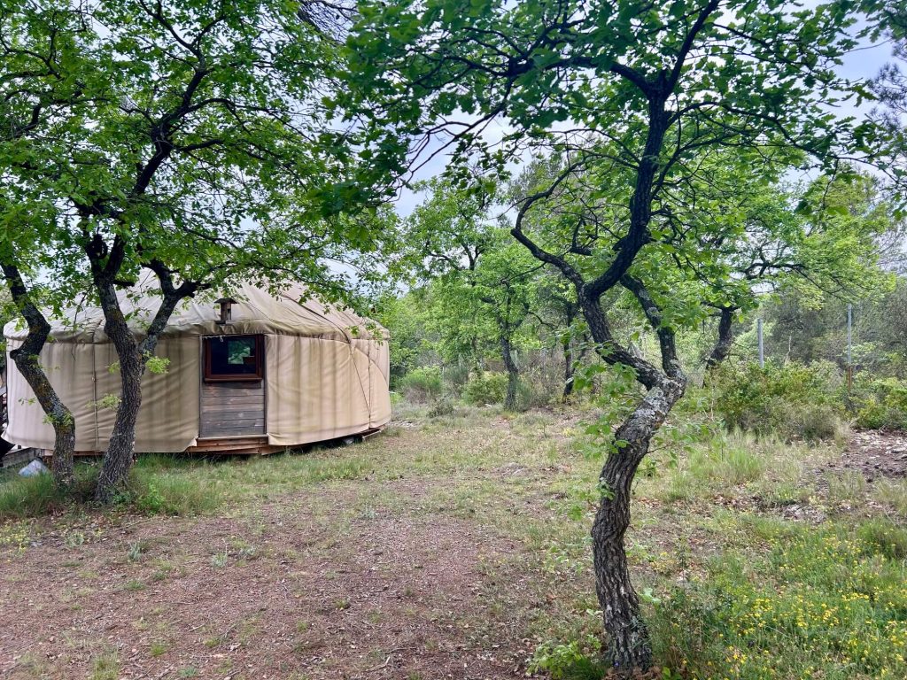 notre yourte en pleine nature
